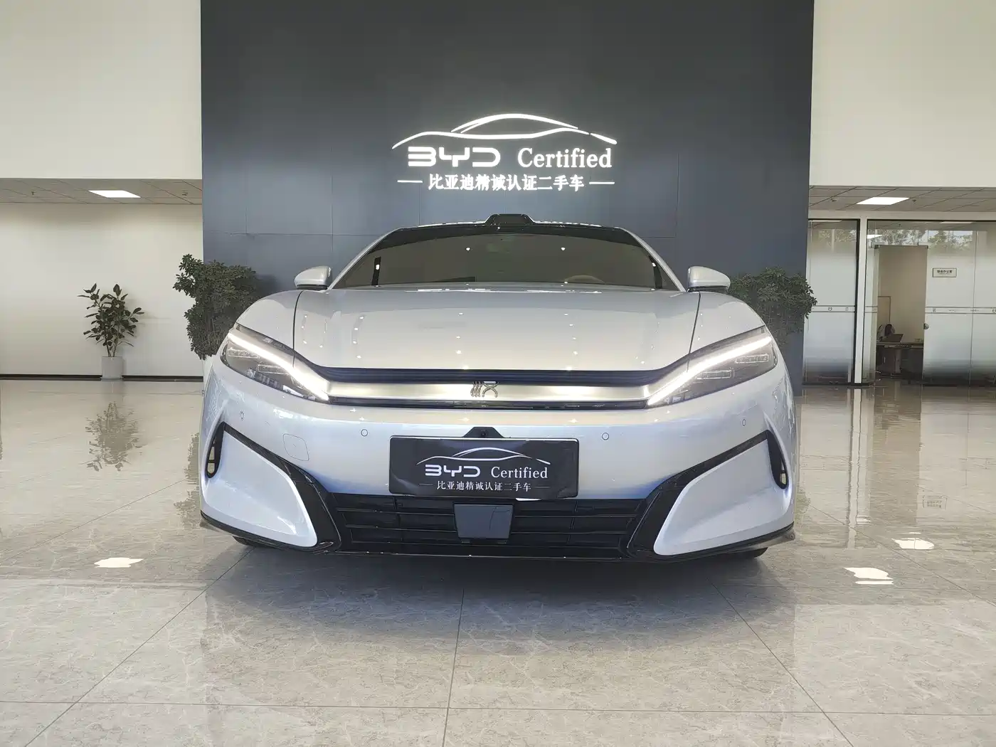 BYD Han L 2025 EV AWD LiDAR Flagship фото 2