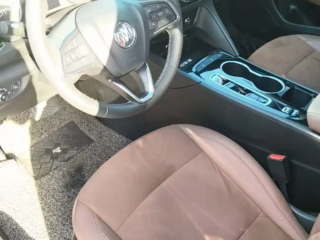Фото 2 - Buick Regal