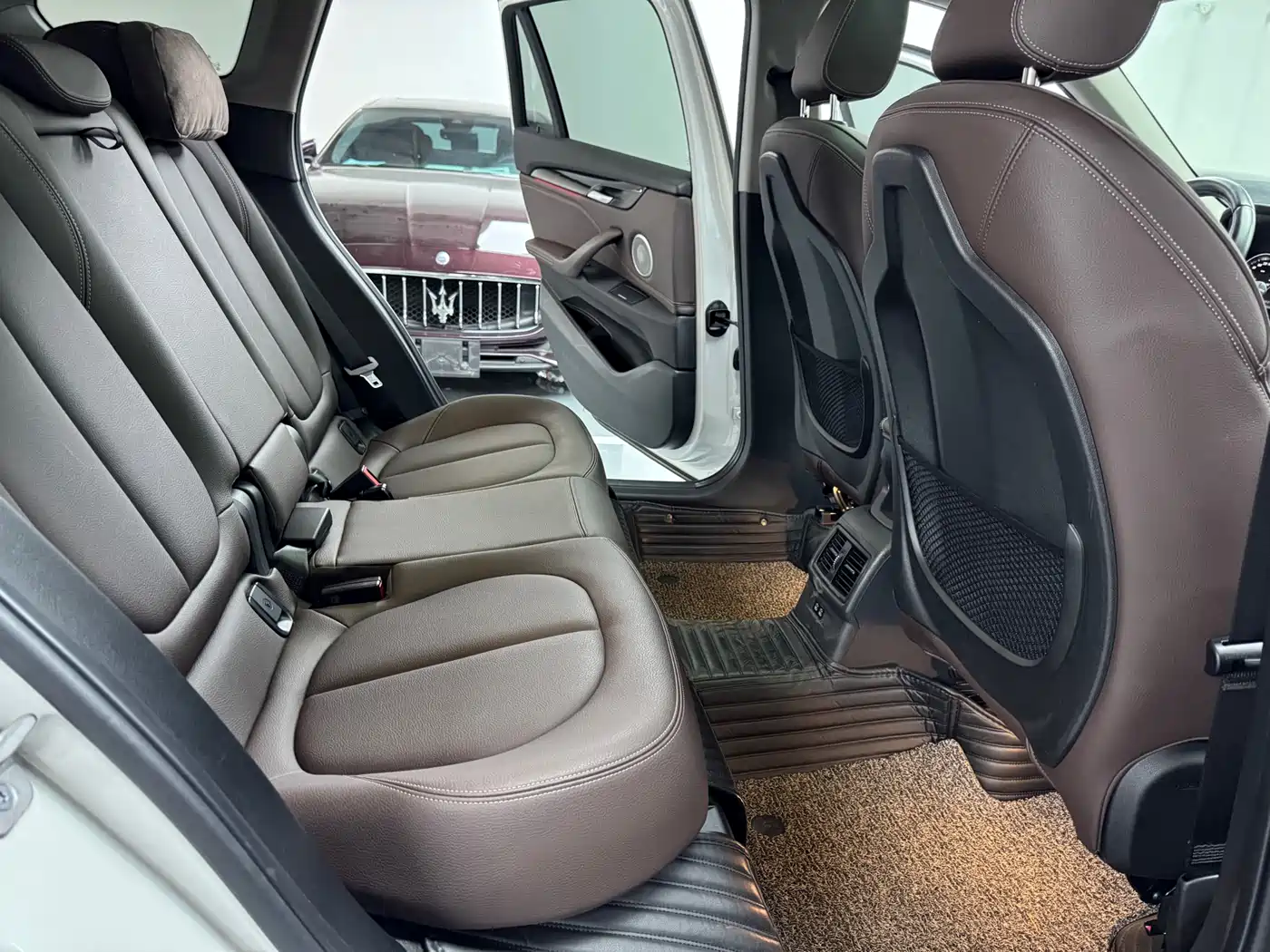 BMW X1 2022 sDrive25Li Leading фото 13