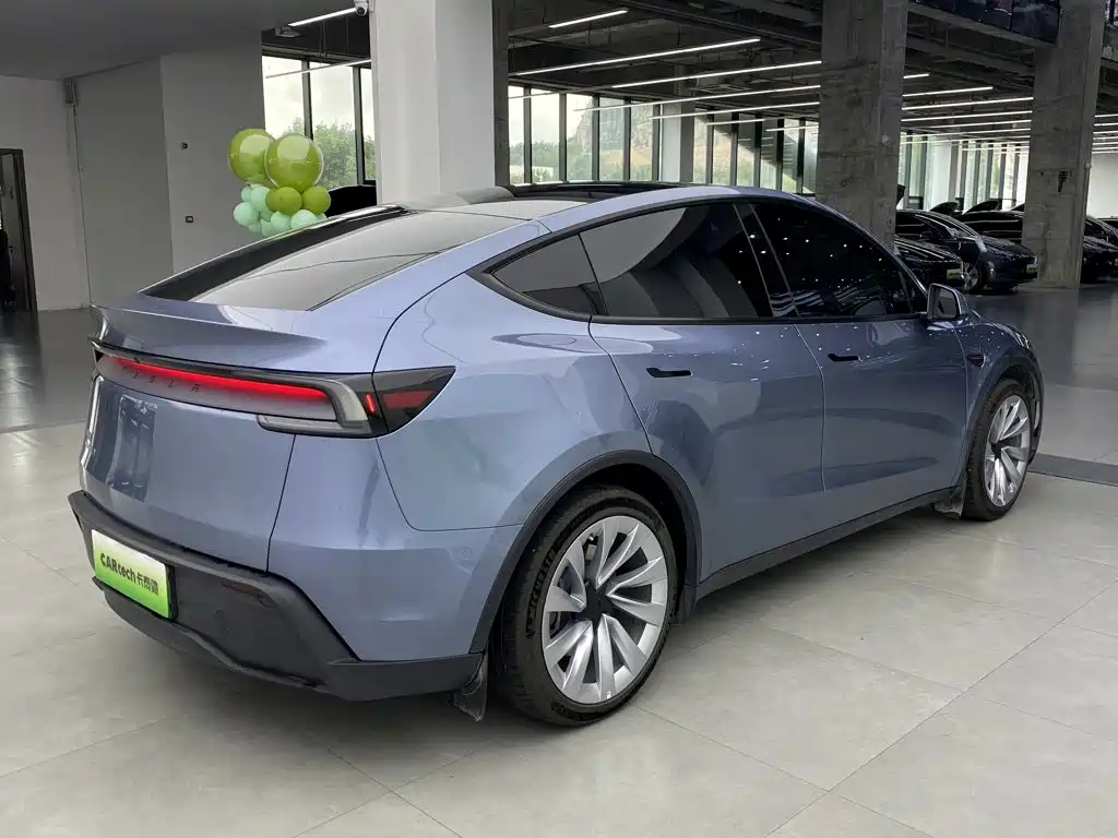 2026 Tesla Model Y