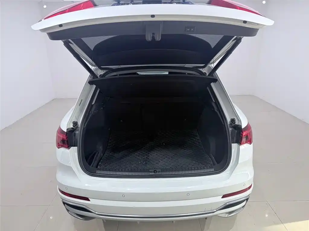 Audi Q3 2021 35 TFSI Fashion Sport фото 14