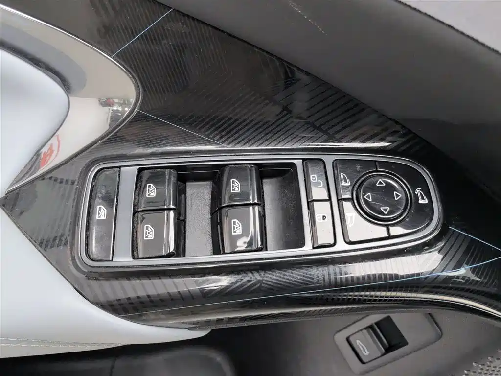 BYD Seal 2022 700km Long Range RWD Edition фото 9
