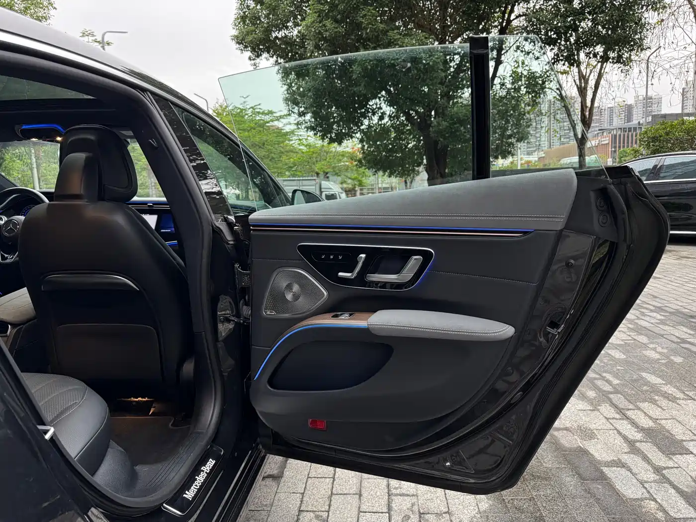 Mercedes-Benz EQS 2023 450+ Pioneer Edition фото 16