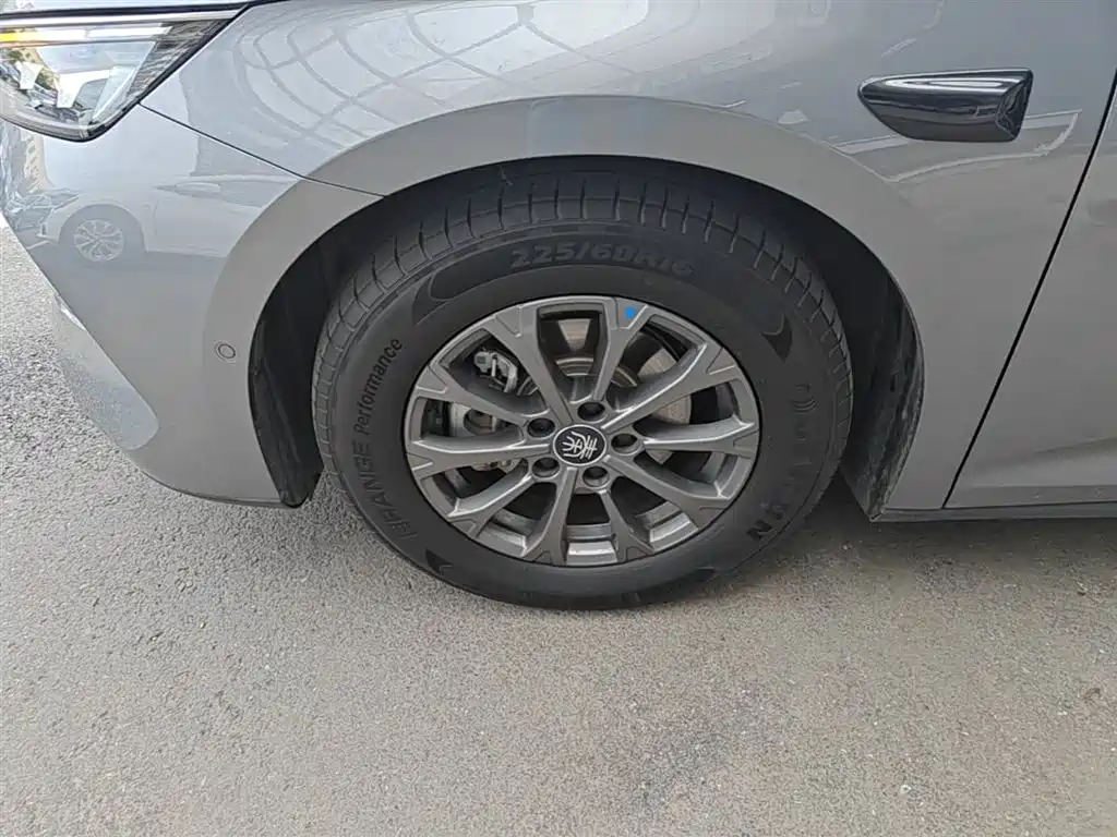 BYD Qin L 2025 DM-i Smart Drive Edition 80KM Leading фото 23