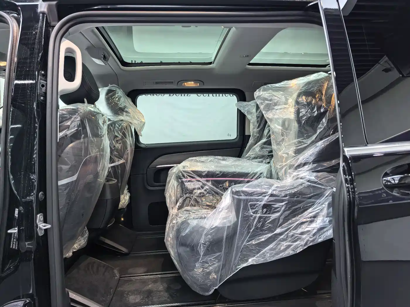 MERCEDES-BENZ V-CLASS