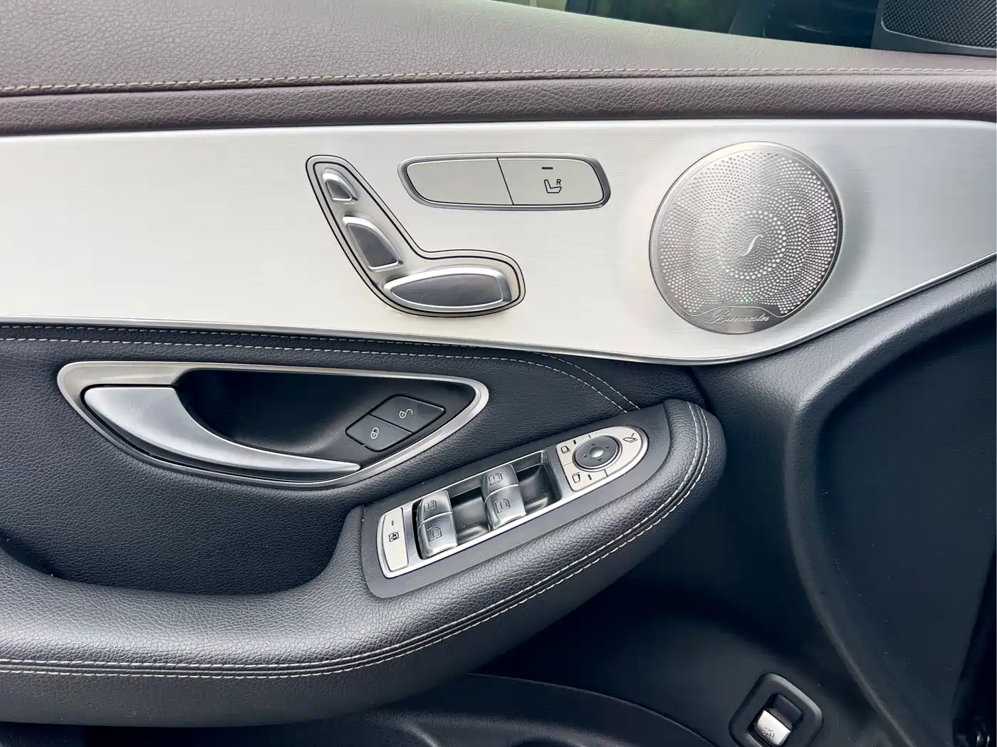 Mercedes-Benz GLC 2020 Facelift GLC 260 L 4MATIC Dynamic фото 13