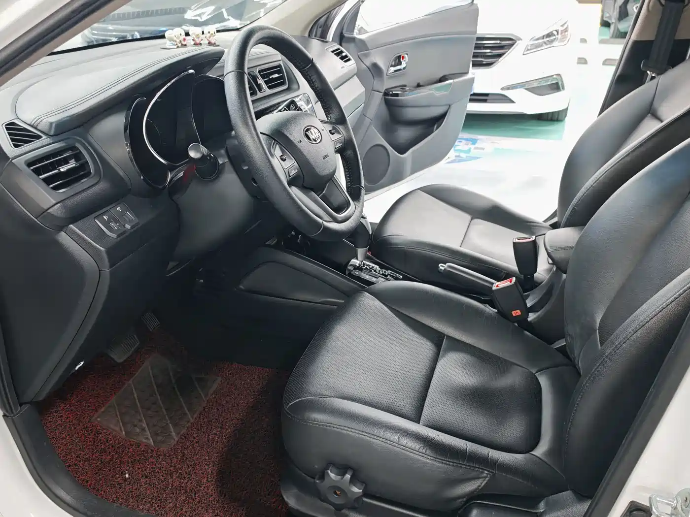 Kia K2 2012 2012 Sedan 1.6L AT Premium ECO Commemorative Edition