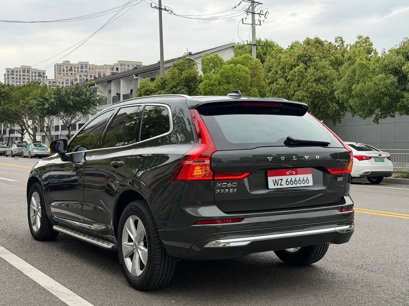 VOLVO XC60