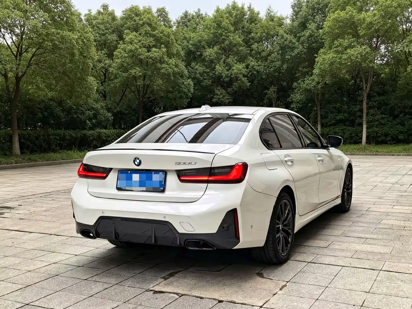 BMW 3 Series 2024 325Li M Sport Shadowline Package фото 9