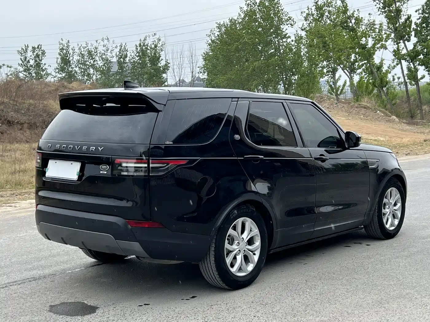 Land Rover Discovery 2017 3.0 SC V6 SE фото 4