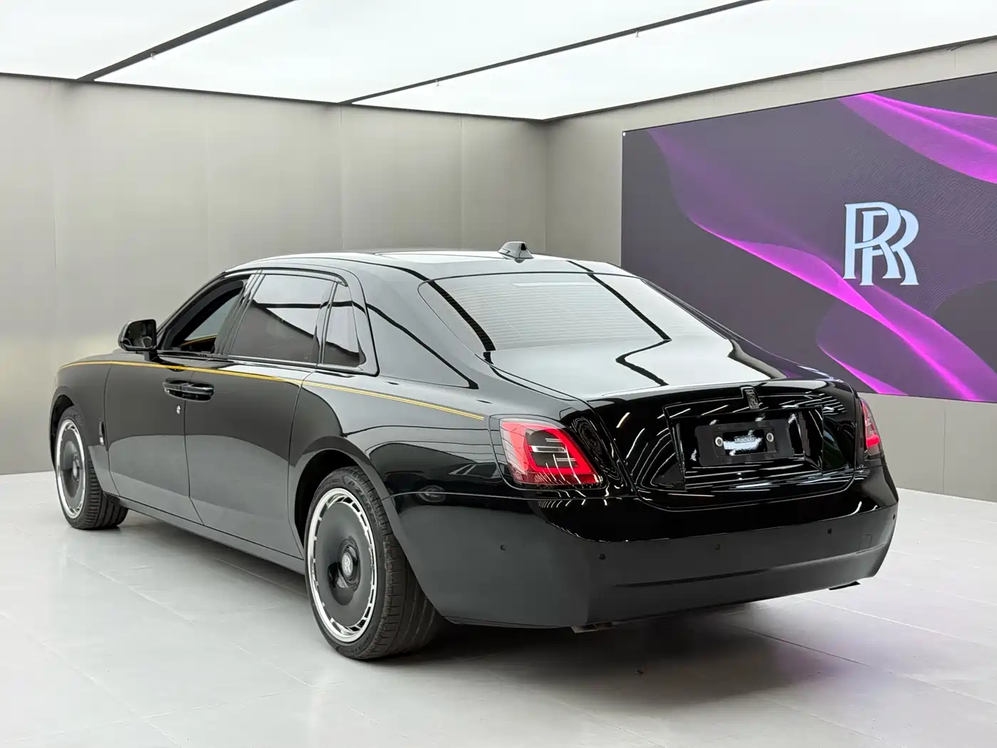 Rolls-Royce Ghost 2021 6.7T Long Wheelbase фото 8