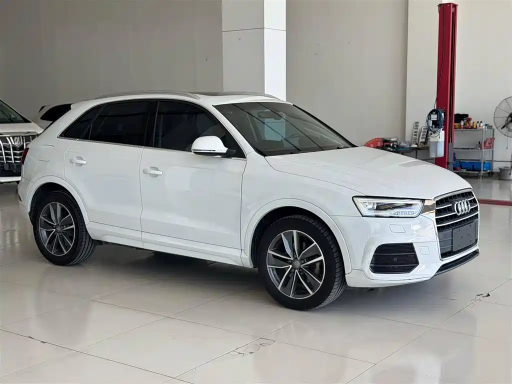 Audi Q3 2018 30th Anniversary Edition 30 TFSI Fashion фото 3