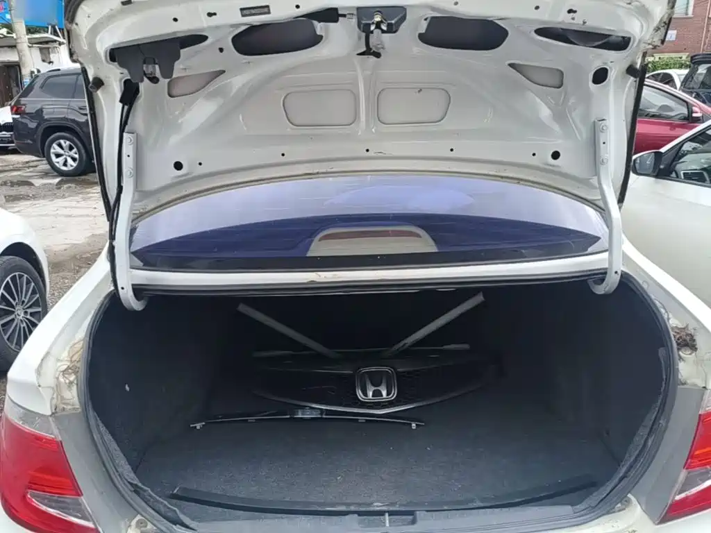 Everus S1 2016 2014 1.3L Automatic Comfort Edition