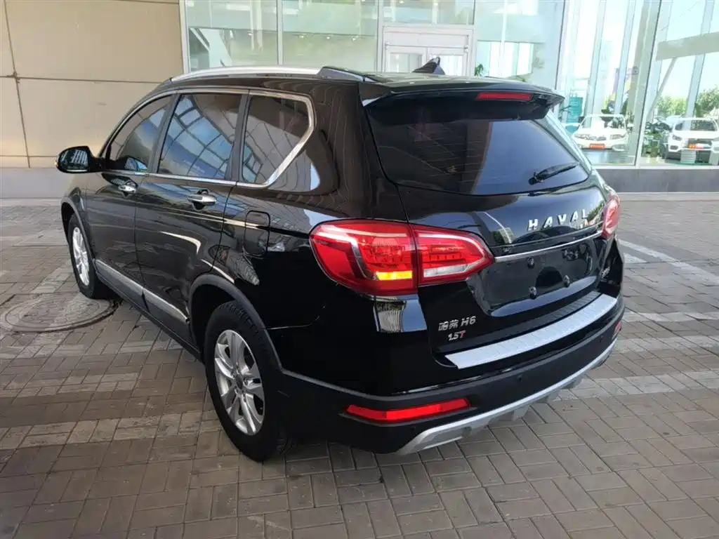 Haval H6 2017 Red Label Sport 1.5T Manual 2WD Elite фото 5