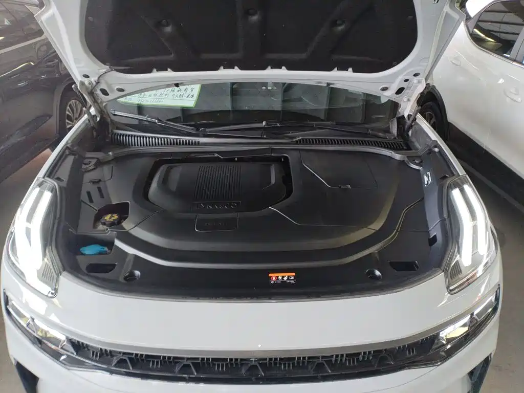 Lynk & Co 06 EM-P 2022 2022 PHEV 84KM Range Pro