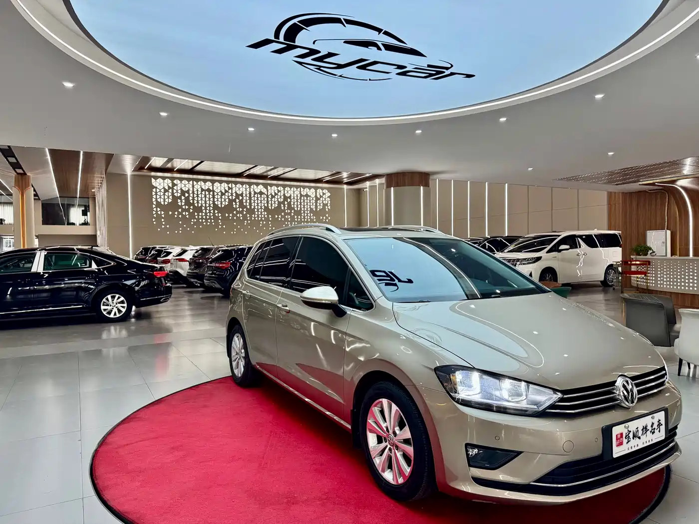 VOLKSWAGEN GOLF*JIAYU