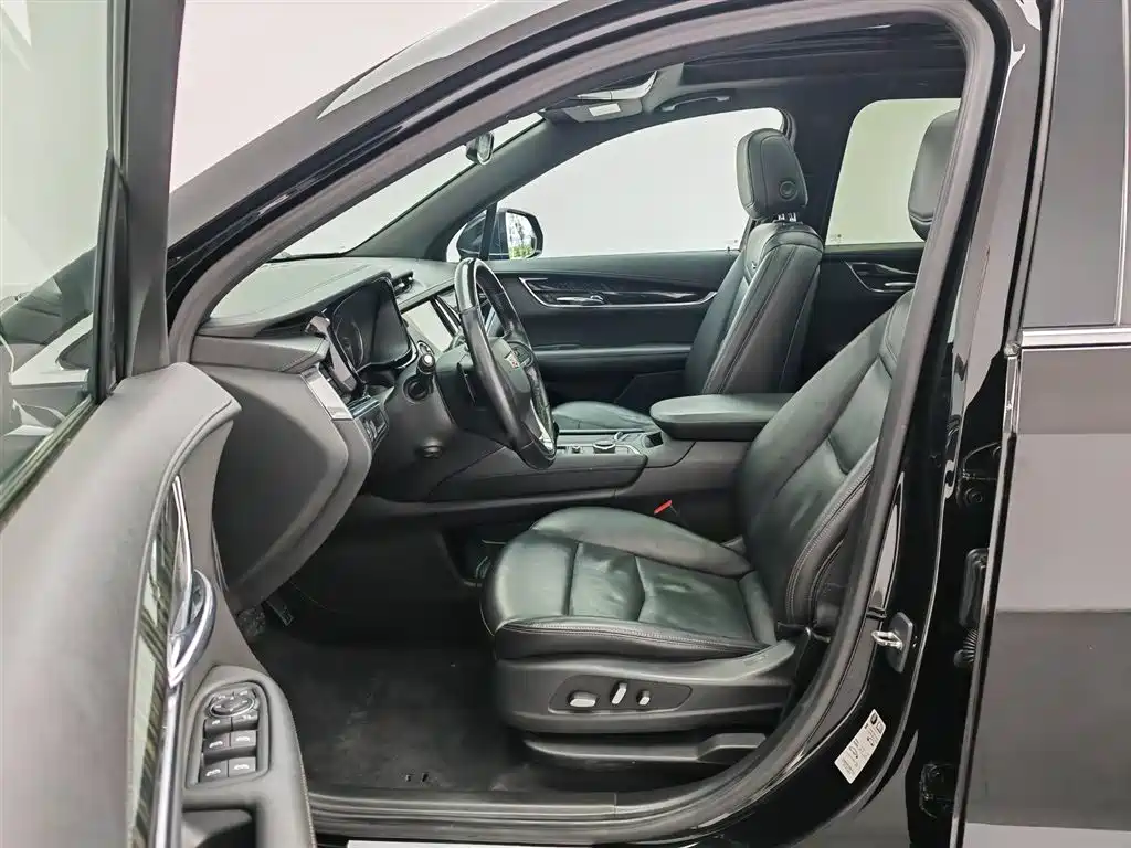 Cadillac XT6 2021 28T 6-Seater AWD Luxury фото 10