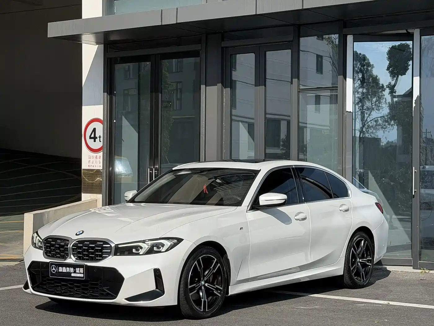BMW BMW 3 Series 2023 325i M Sport Package