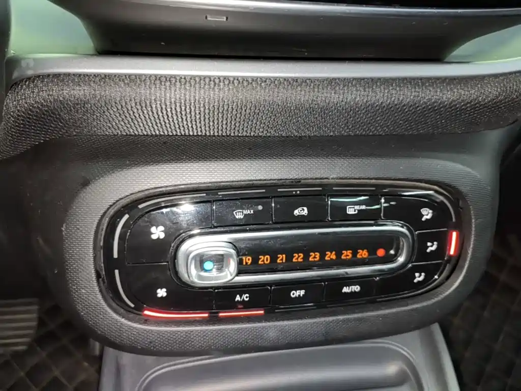 smart forfour 2018 2018 1.0L 52kW Passion Edition