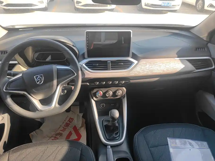 Baojun 510 2020 2019 1.5L Manual Sport Edition 77kW China VI