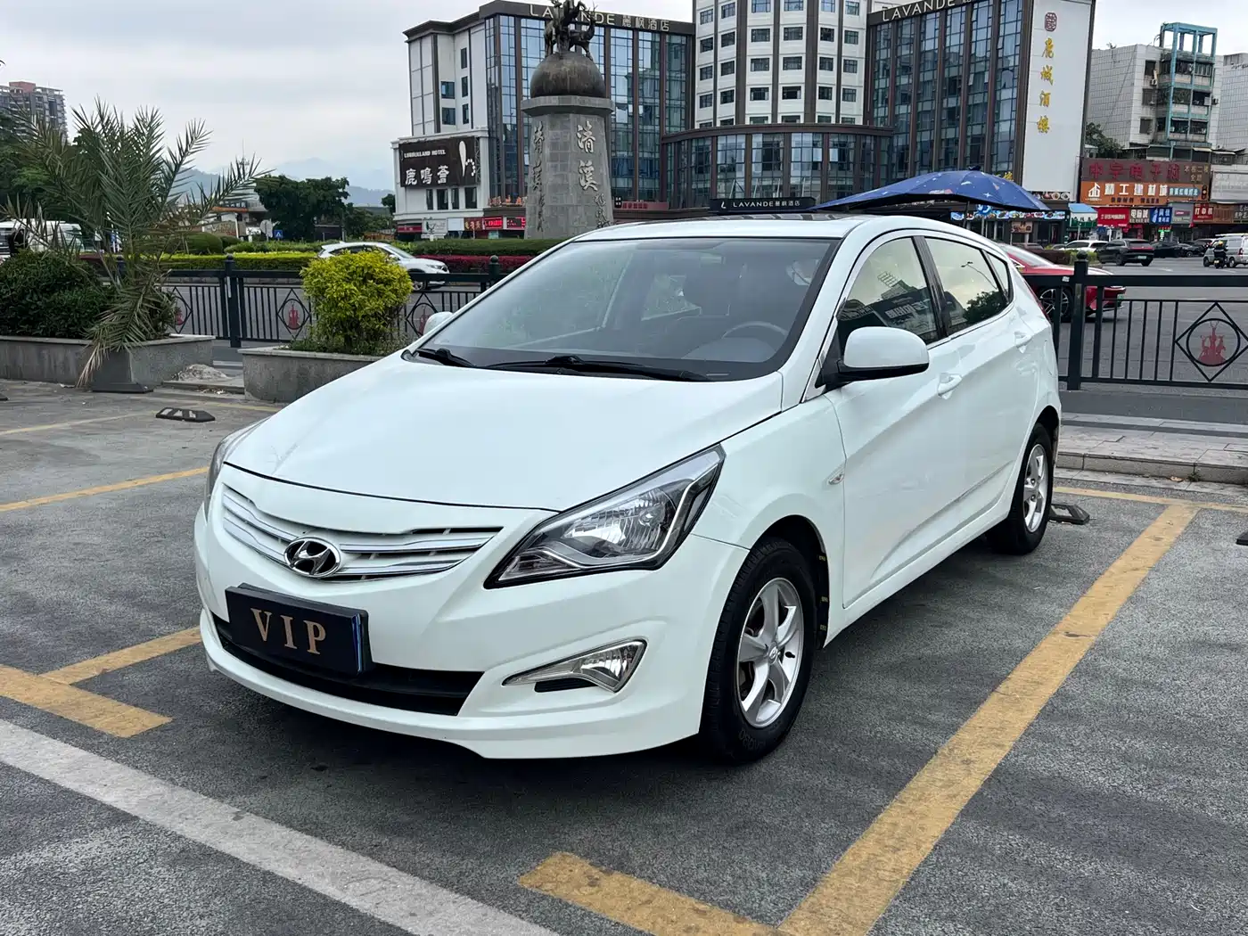 Hyundai Reina 2014 Model 1.4L Automatic GLX