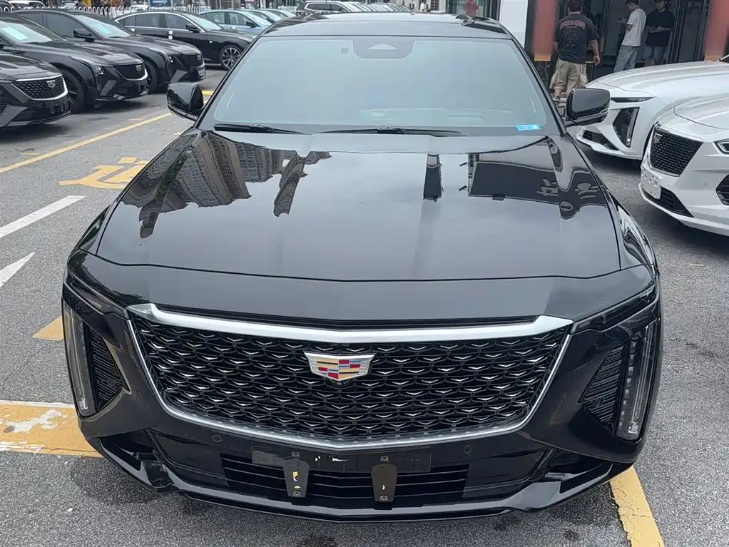 Cadillac CT6 2026 Model 28T Flagship Edition фото 4