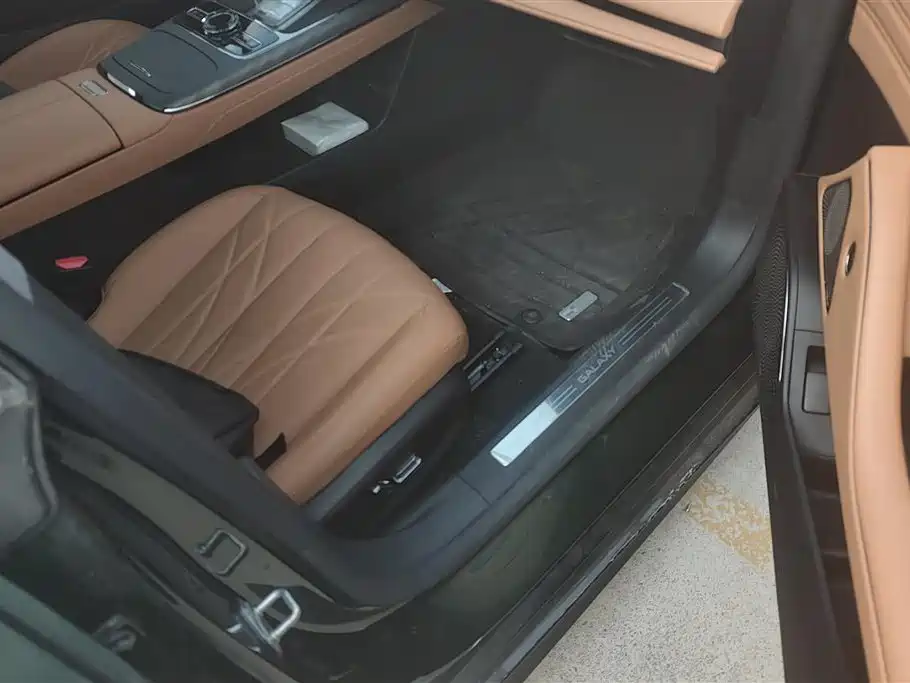 Geely Galaxy Galaxy Xingyao 8 2025 130km EM-P Starship Edition фото 8