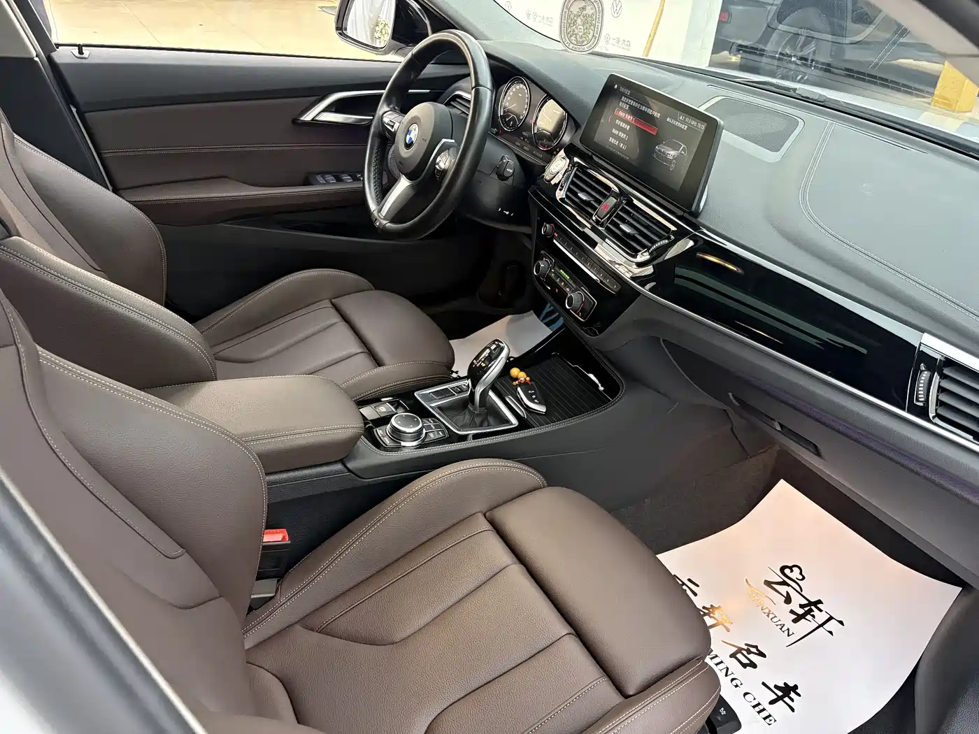 BMW 1 Series 2022 125i M Sport Shadow Edition фото 7