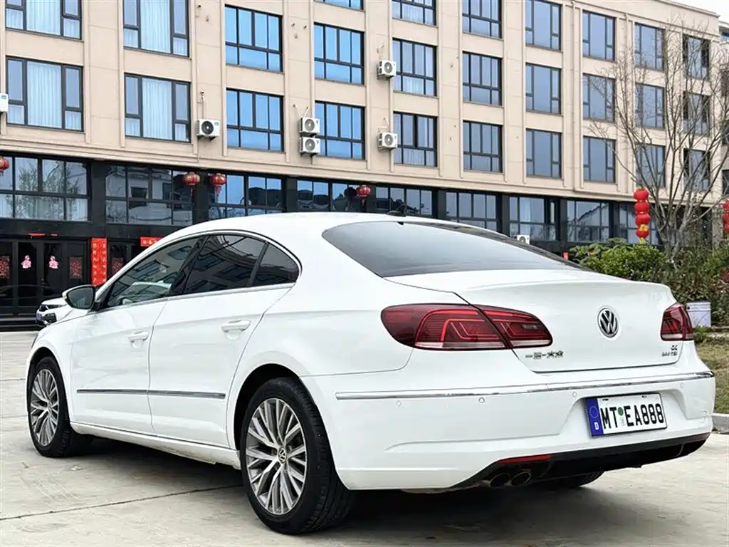 Volkswagen FAW-Volkswagen CC 2018 1.8TSI Luxury фото 6