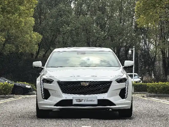 Cadillac CT6 2019 28T Luxury Model фото 2