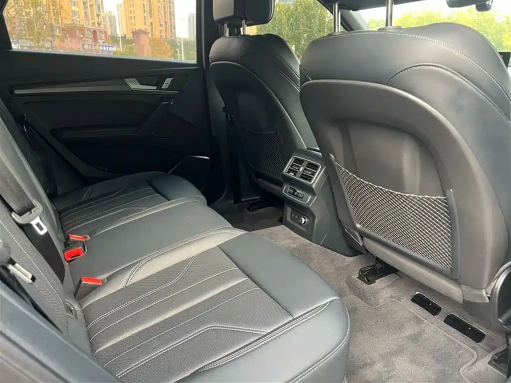 Audi Q5L 2022 Facelift 45T Luxury Dynamic фото 21