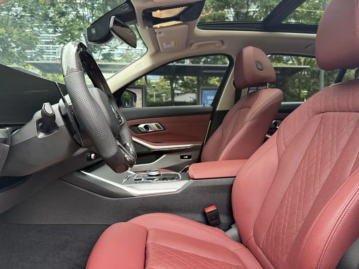 BMW 3 Series 2024 325Li M Sport Shadowline Package фото 8