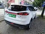 Фото 7 - Geely Atlas