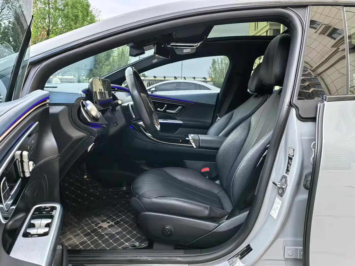 Mercedes-Benz EQE 2022 350 Pioneer Special Edition фото 4