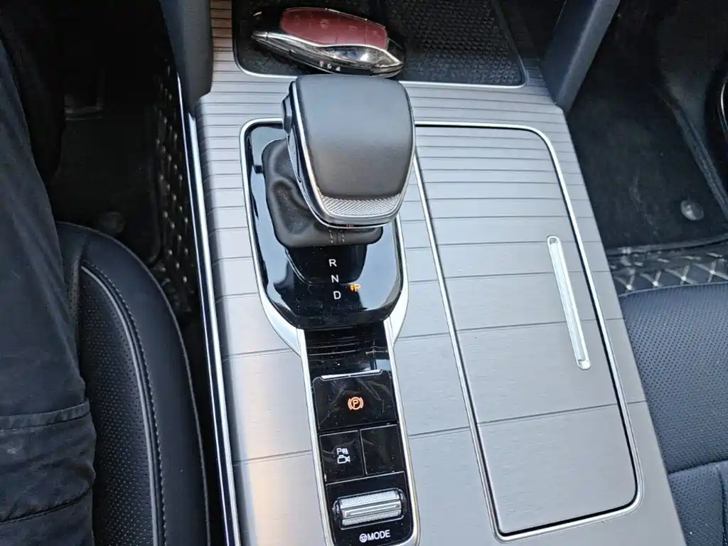 Hongqi HS7 PHEV 2024 2024 2.0T PHEV 4WD Flagship Edition 6-seater