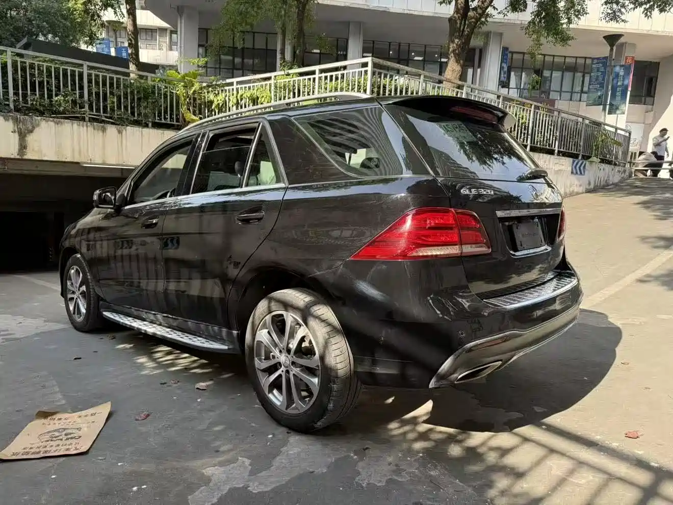 Mercedes-Benz GLE 2016 GLE 320 4MATIC Luxury фото 16