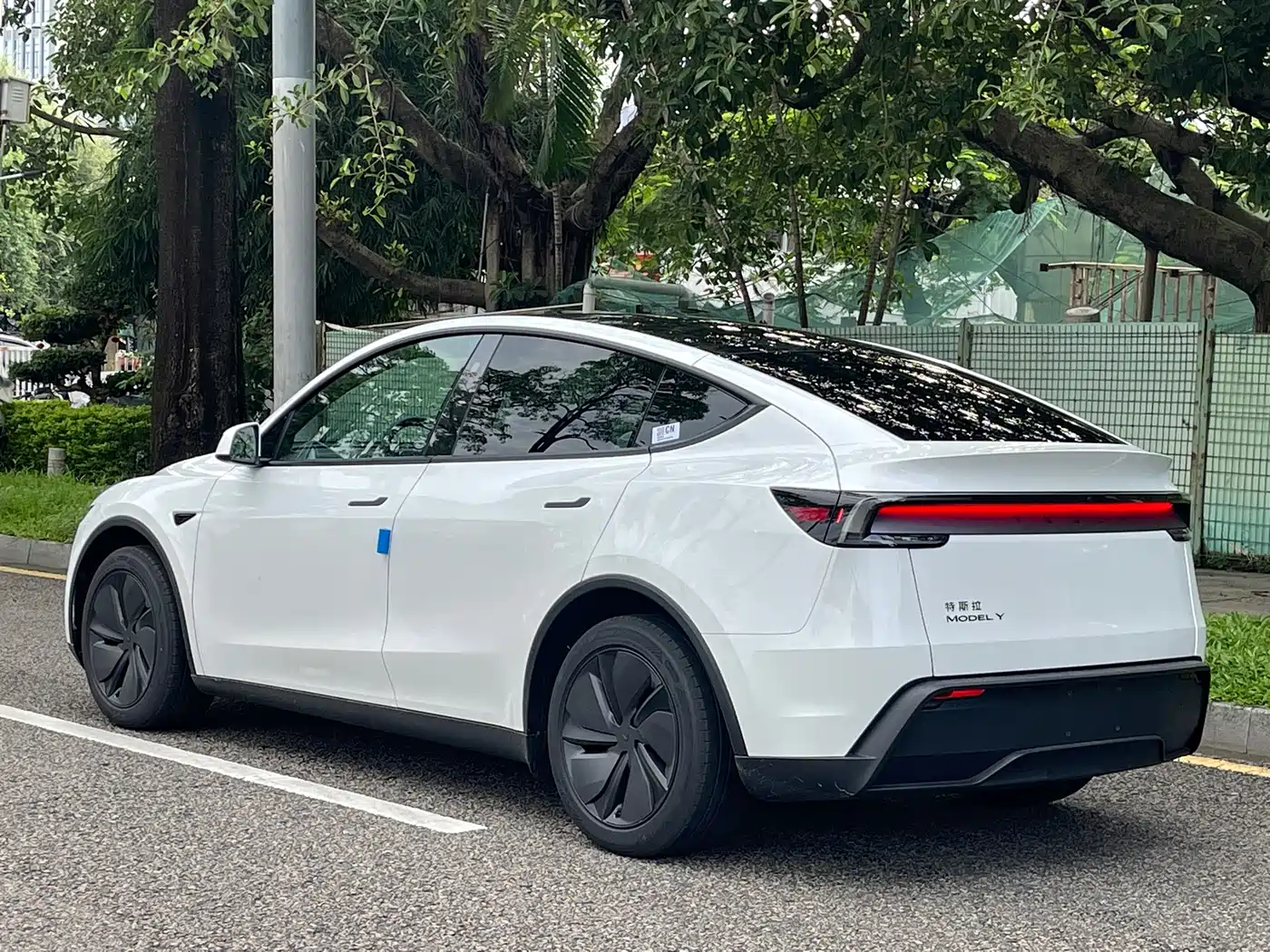 Tesla Model Y 2026 2026 Rear-Wheel Drive