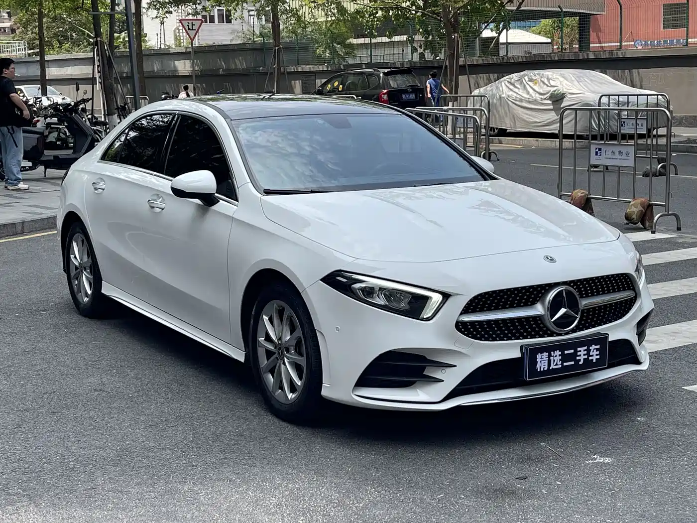 MERCEDES-BENZ A CLASS