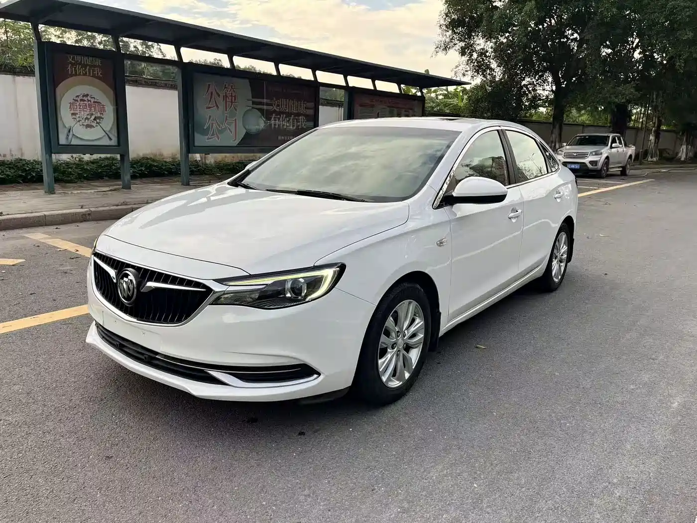 Buick Excelle 2018 15T Manual Elite (China V)