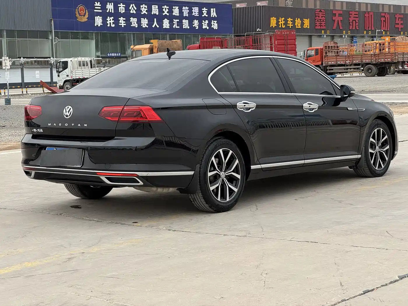 Volkswagen Magotan 2020 330TSI DSG Leading фото 9