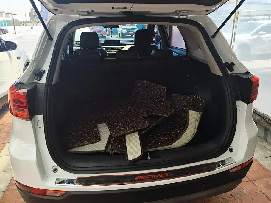 CHANGAN CS75