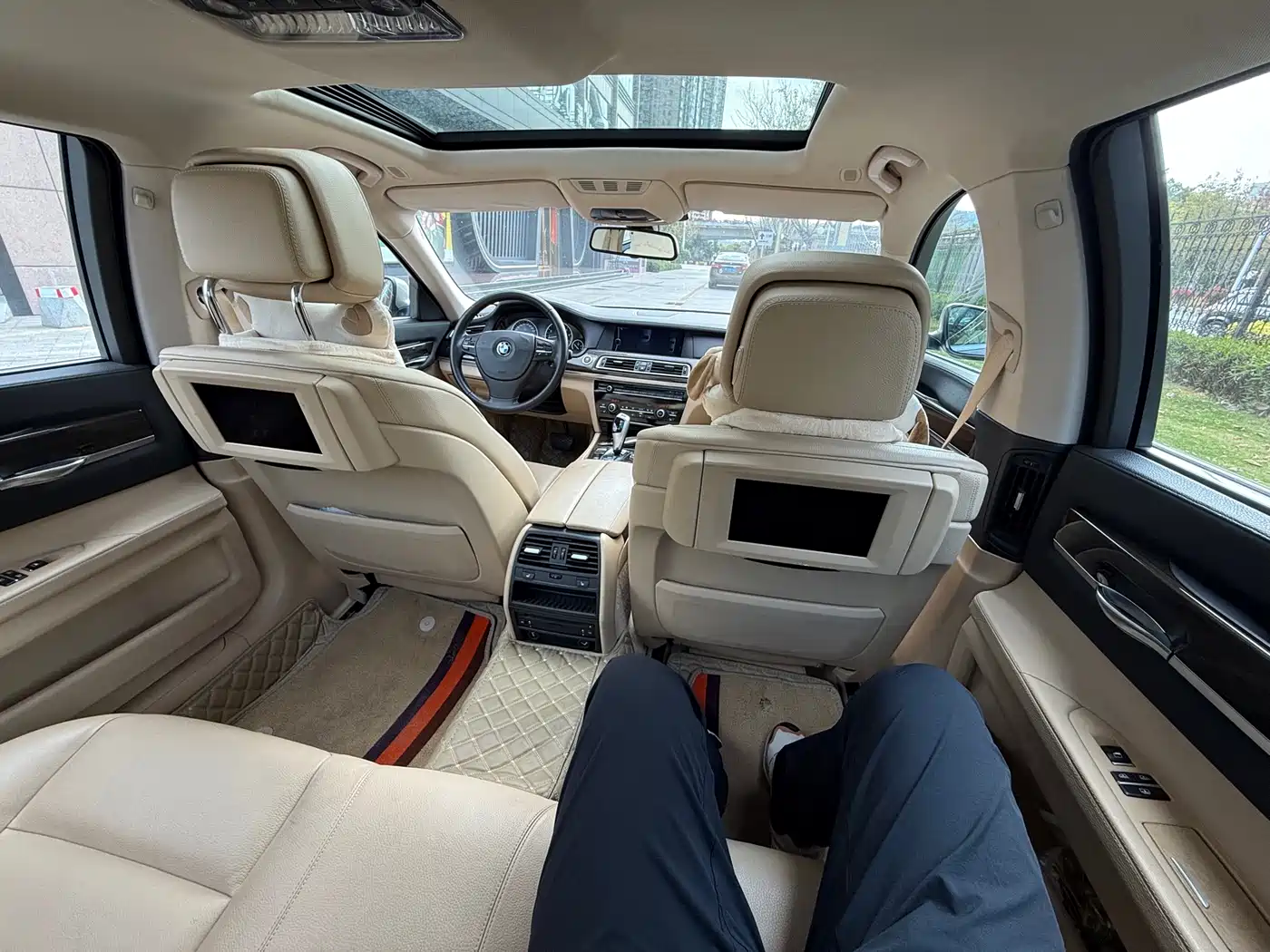 BMW 7 Series 2011 730Li Elegance фото 17