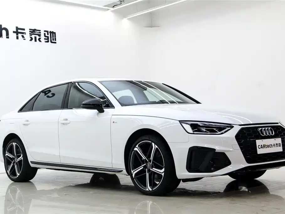 Audi A4L 2025 2 Million Celebration Edition 40 TFSI Luxury Dynamic фото 3