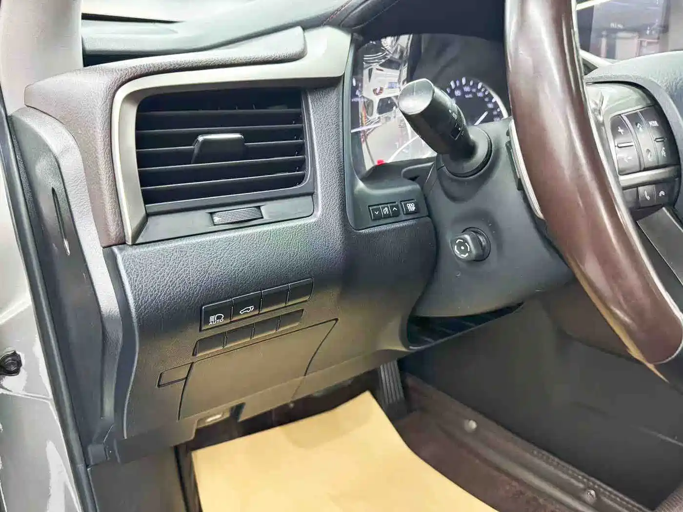 Lexus RX 2020 300 2WD Comfort Edition China VI фото 11