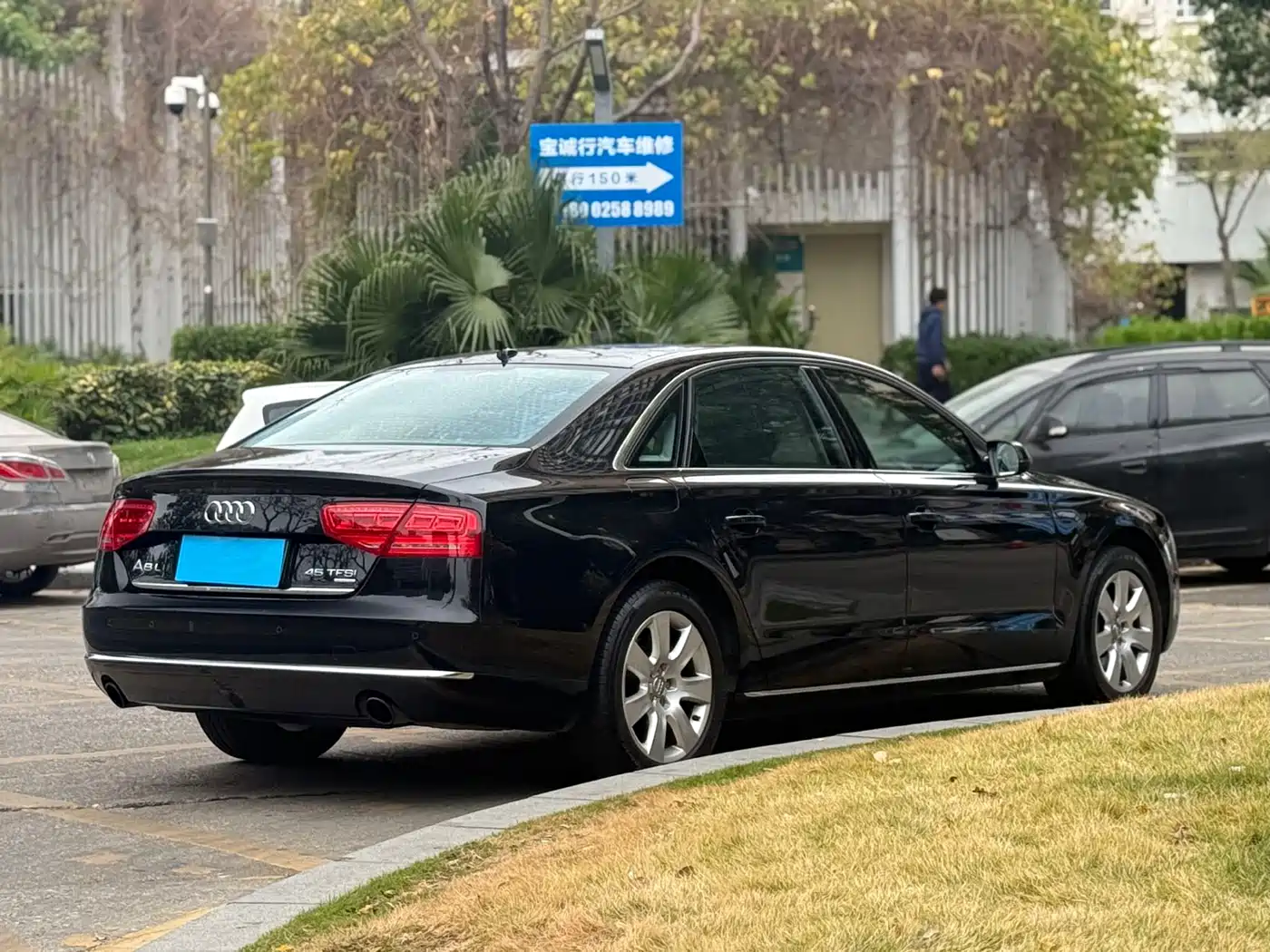 Audi A8 2013 A8L 45 TFSI quattro Luxury фото 20