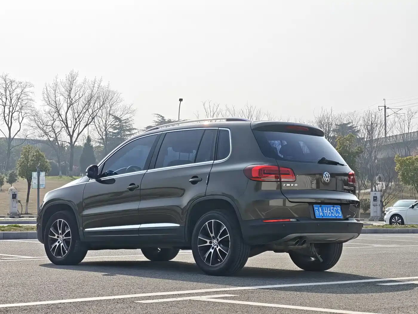Volkswagen Tiguan 2015 1.8TSI Automatic 2WD Highline фото 8