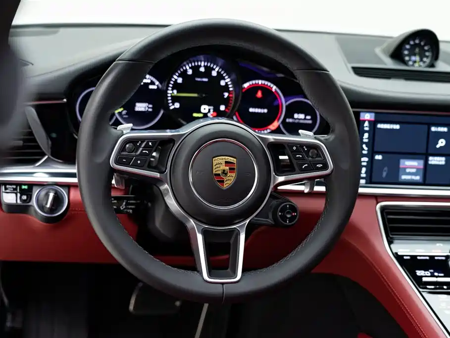 PORSCHE PANAMERA NEW ENERGY