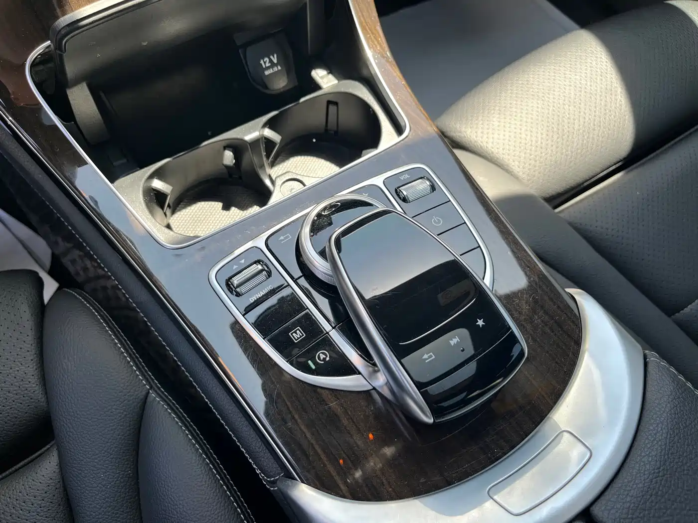 Mercedes-Benz GLC 2019 GLC 260 L 4MATIC Luxury фото 14