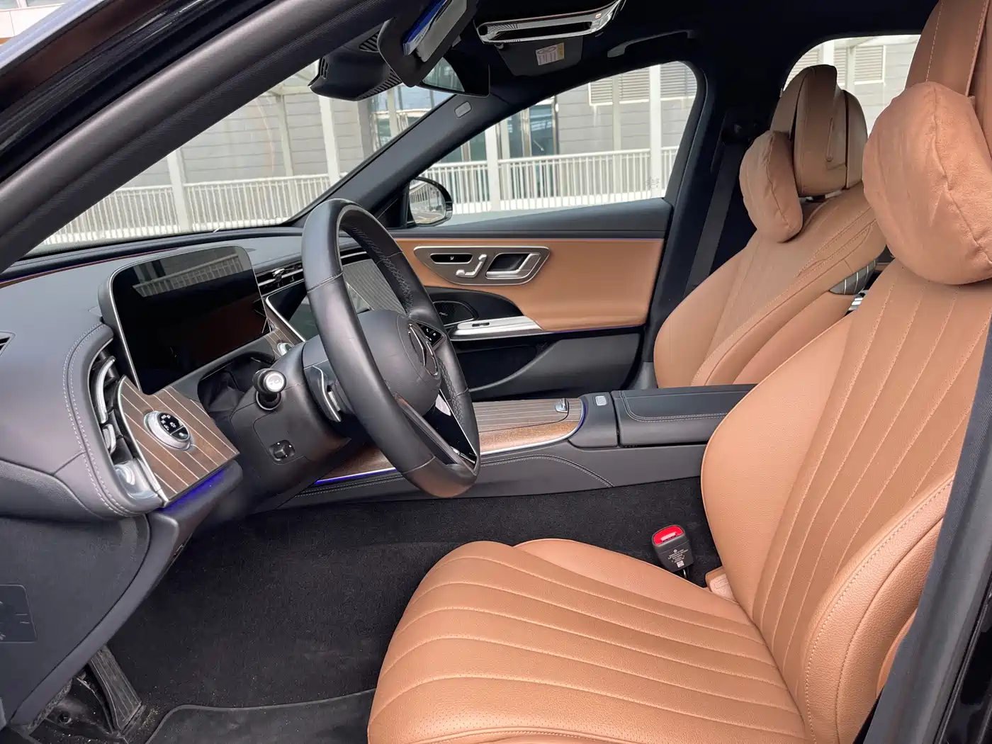 Mercedes-Benz E-Class 2024 E 300 L Fashion фото 4