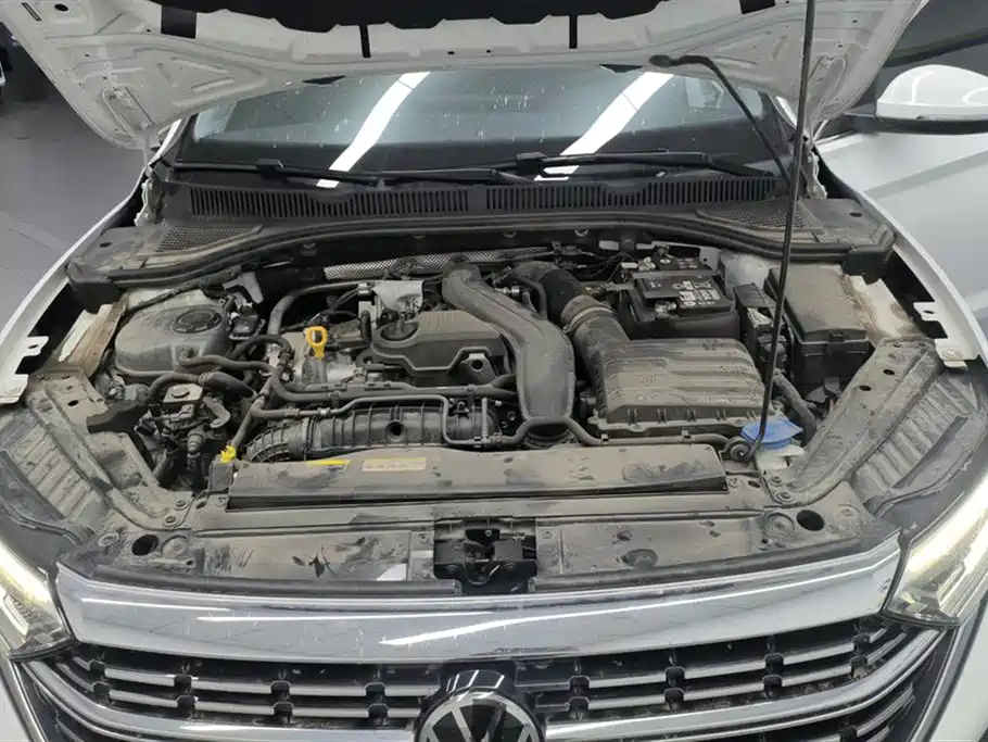 Volkswagen Sagitar 2023 300TSI DSG Surpassing Edition фото 10